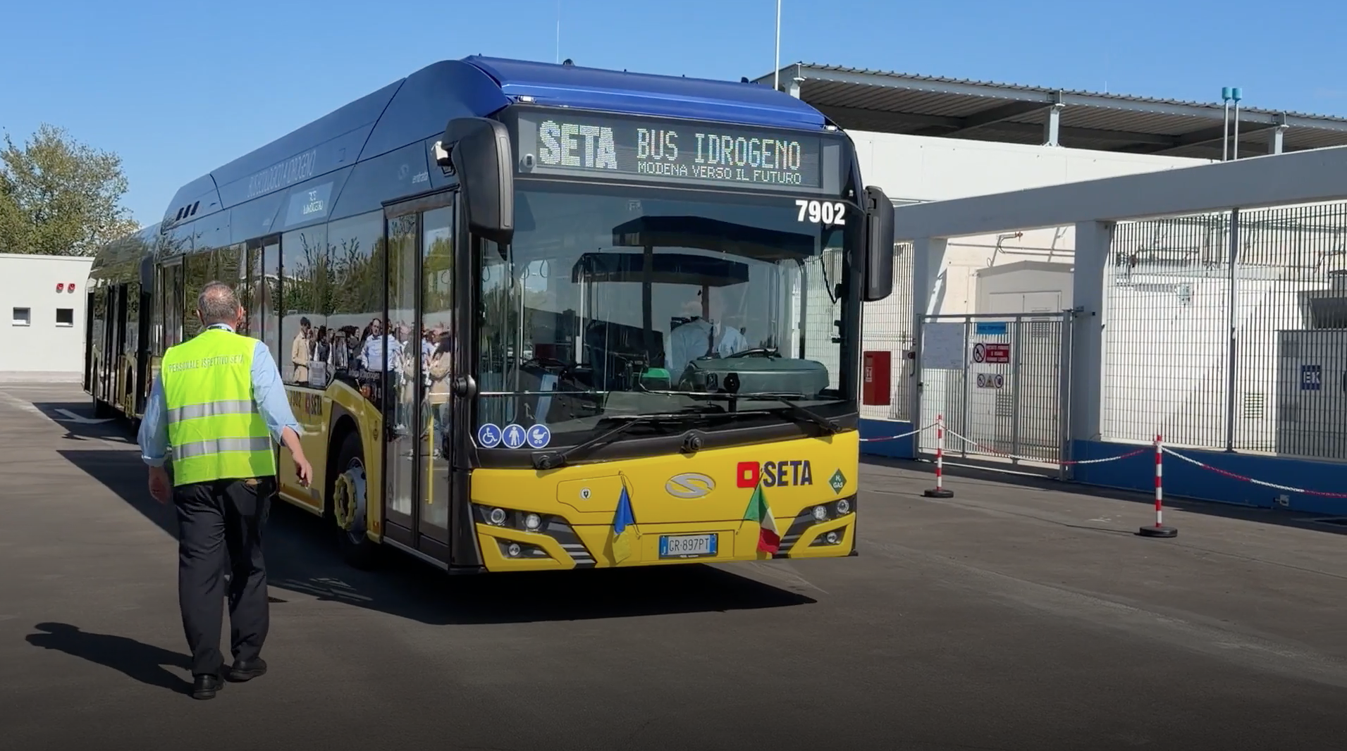 Autobus della flotta a idrogeno di Modena